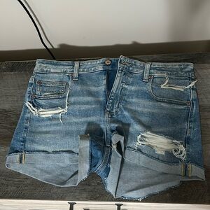 High Wasted Light Wash Jean Shorts